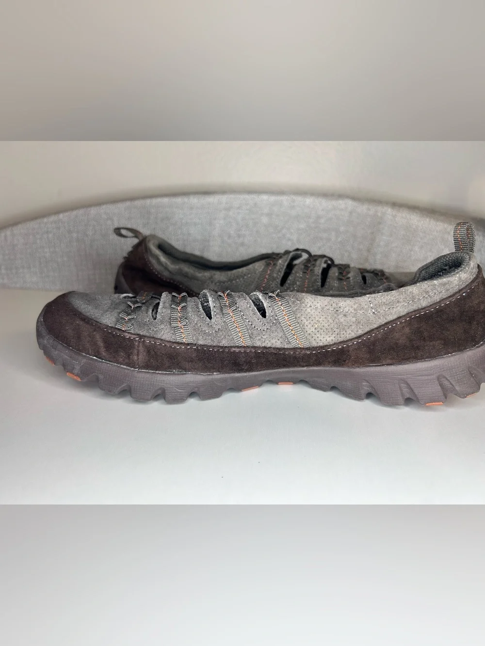 Mountrek Jasmine Spa Suede Leather Hiking Water Shoes Women’s 9M